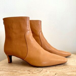 Madewell Kitten Heel Leather Bootie